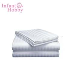 Show details for İnfant Hobby %100 Pamuk Saten Tek Kişilik Lüx Çocuk Nevresim Takımı 2'li Set  Picture of İnfant Hobby %100 Pamuk Saten Tek Kişilik Lüx Çocuk Nevresim Takımı 2'li Set